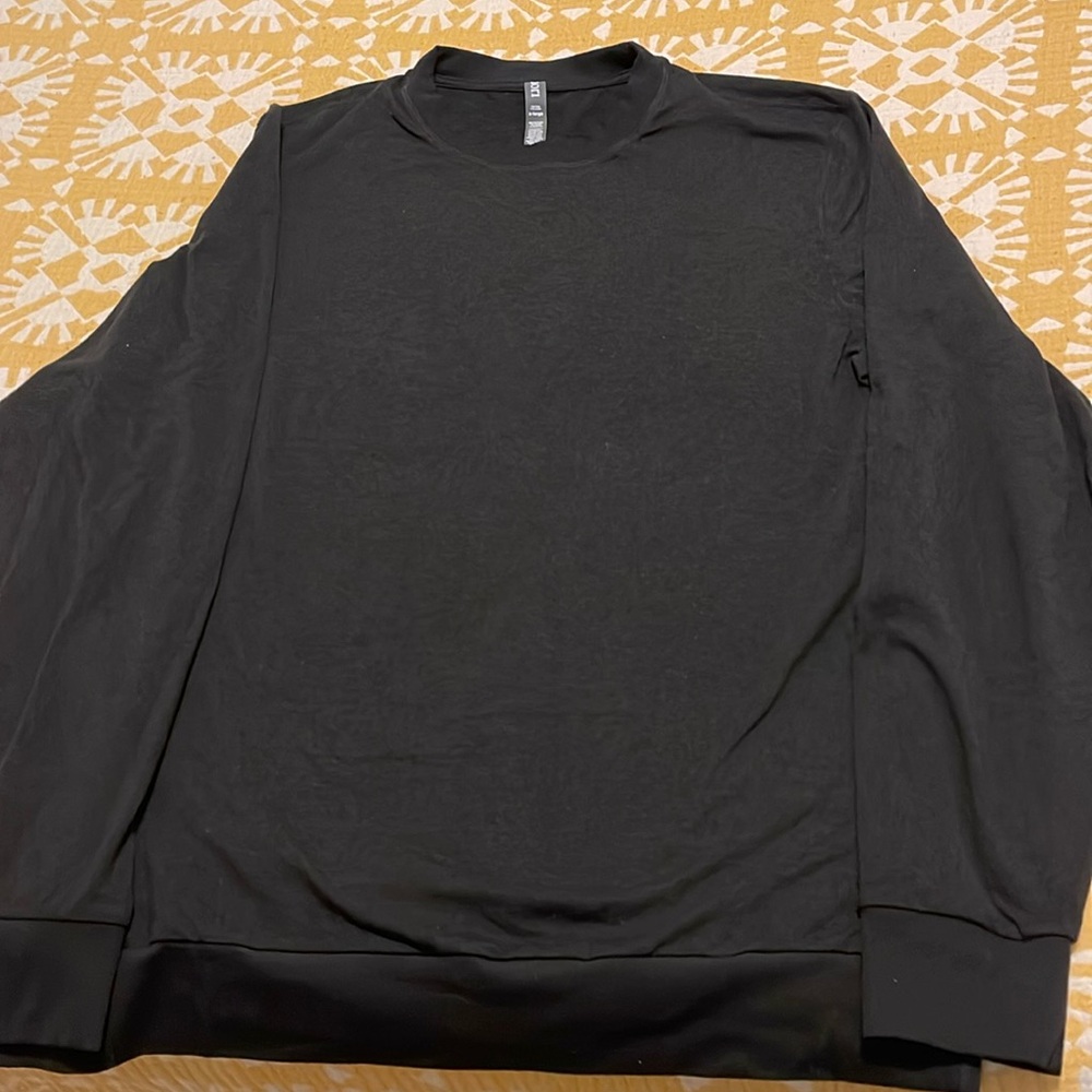 Vuori Men’s Light Weight Crew Sweatshirt - Black